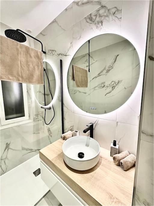 אמיינס L'Eclat Prestigieux : Quartier Henriville מראה חיצוני תמונה