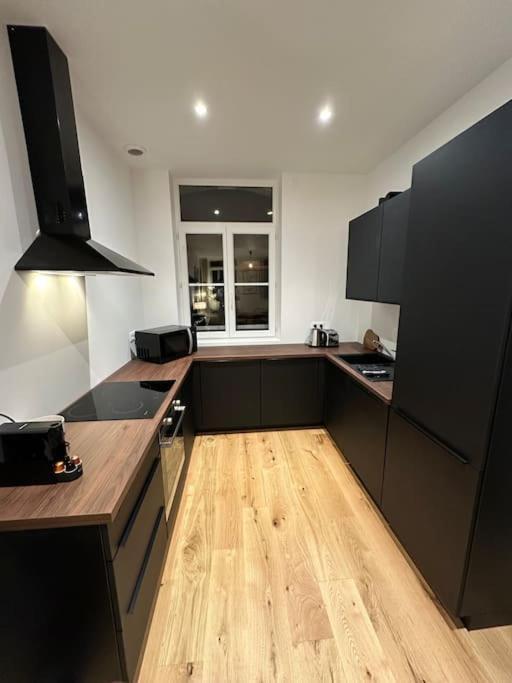 אמיינס L'Eclat Prestigieux : Quartier Henriville מראה חיצוני תמונה