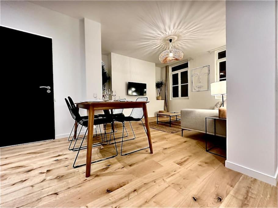 אמיינס L'Eclat Prestigieux : Quartier Henriville מראה חיצוני תמונה